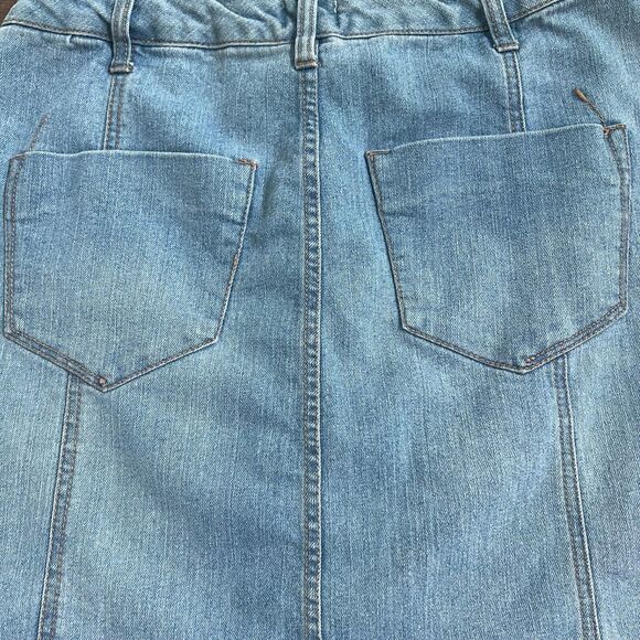 Mossimo Supply Co. Size 6 Button Front A-Line Denim Mini Skirt  Blue Stone Wash - Picture 5 of 7